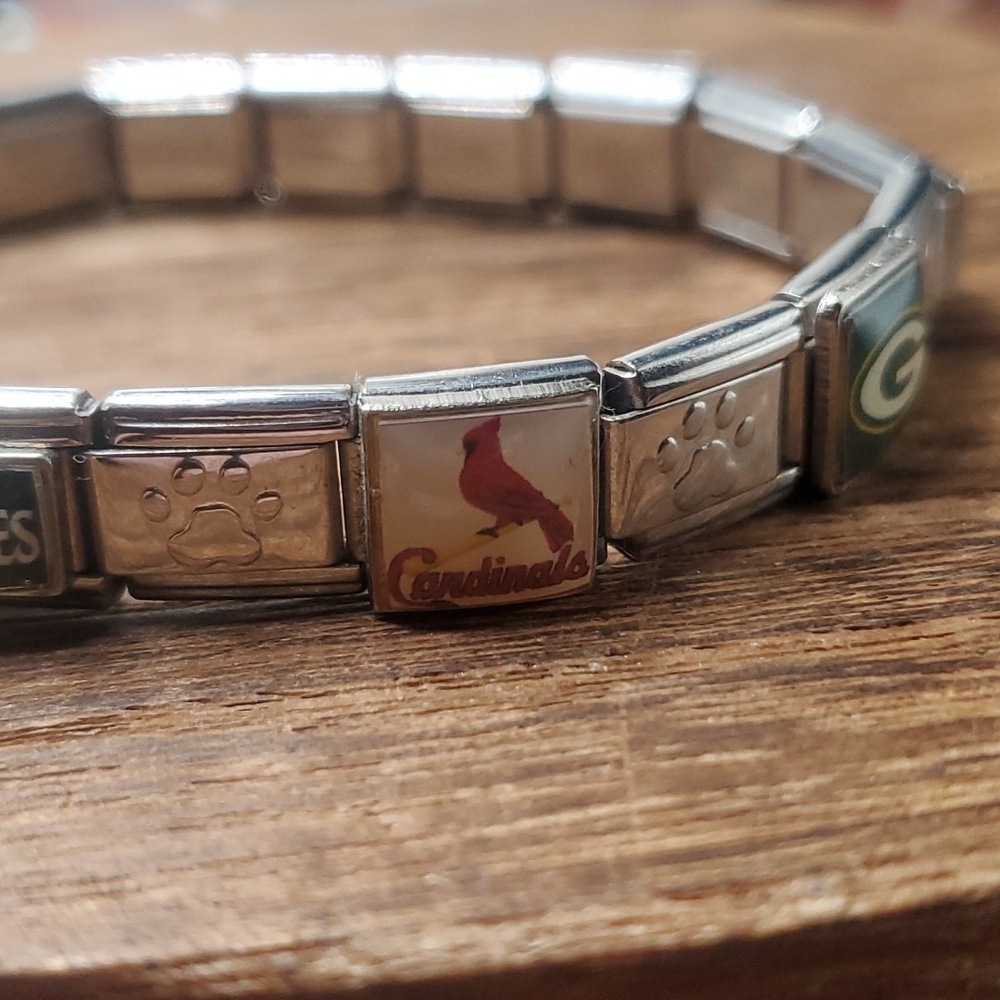 B3210 full of charms anazing collectors opportunity rare find bracelet italian - Picture 6 of 6